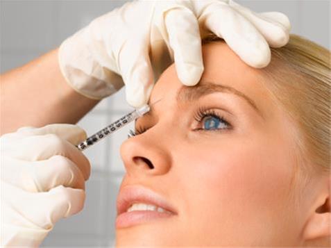 جراحی زیبایی صورت- تزریق ژل بوتاکس